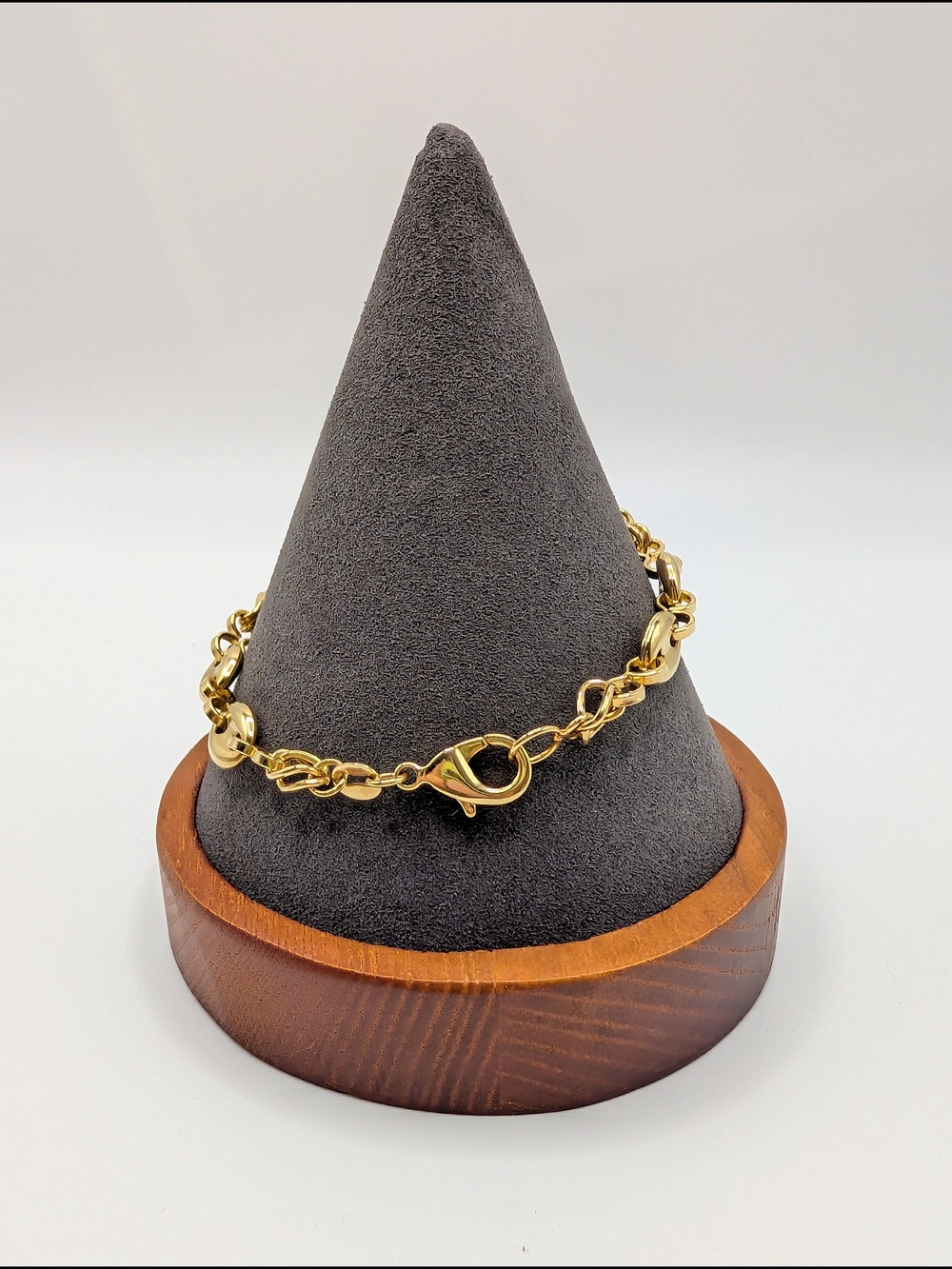 Gucci-style European Link 18k Gold Filled Bracelet - 7.5in - Picture 3 of 3